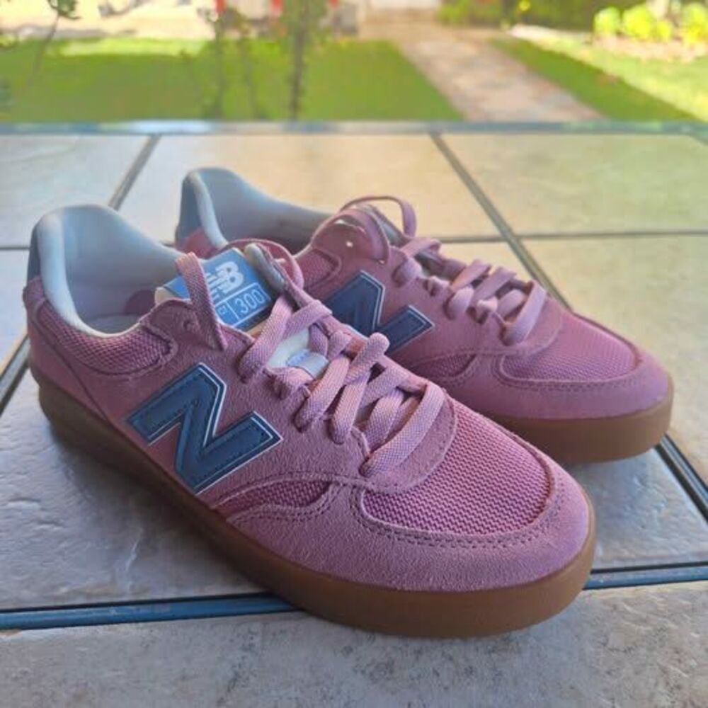 New Balance CT300 V3 "Court Line" Size 4.5 New